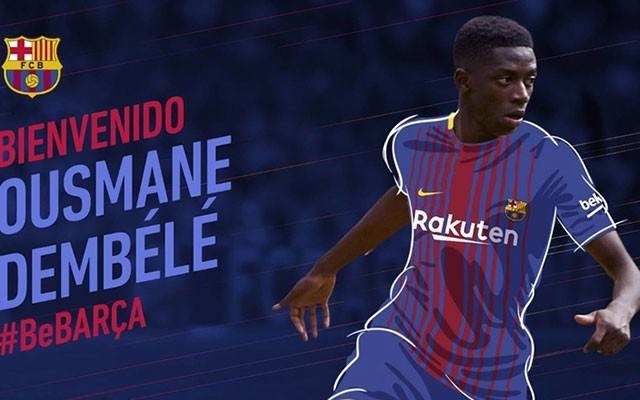 在操场的晨 在操场的晨