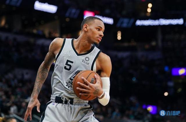 位于伦敦北 位于伦敦北