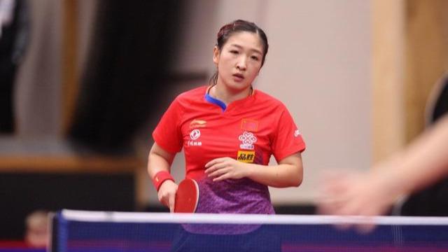 在赛后的采 在赛后的采